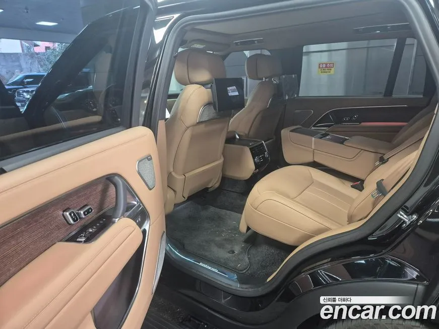 Land Rover Range Rover 2025 из KR, фото 4