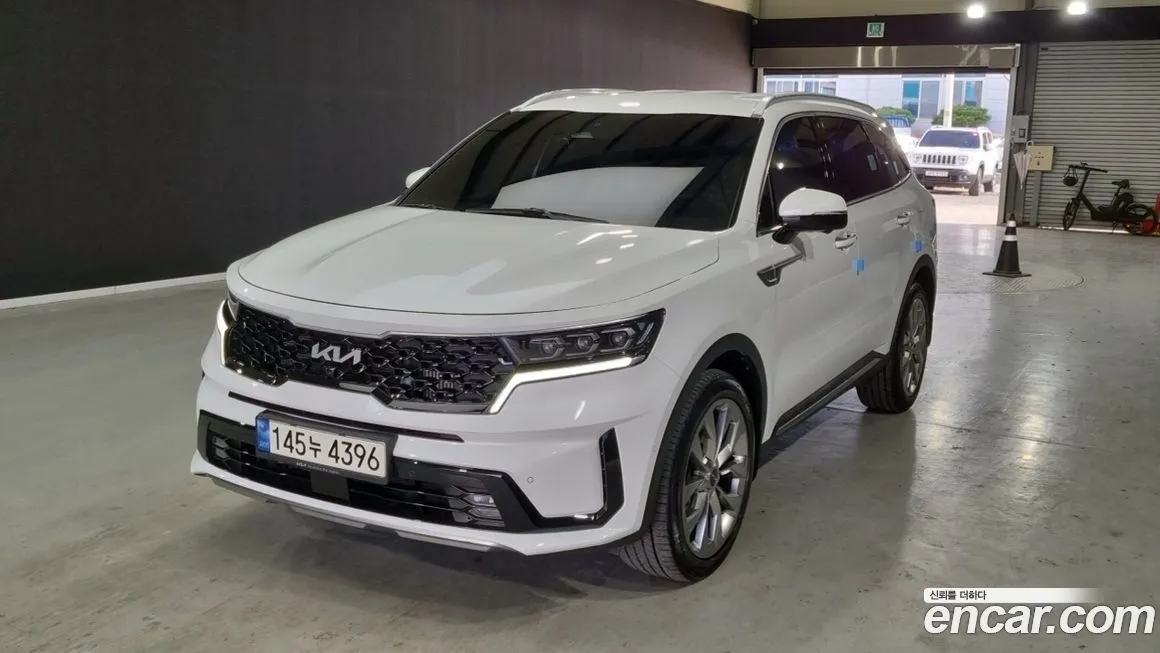 Kia Sorento — фото 6