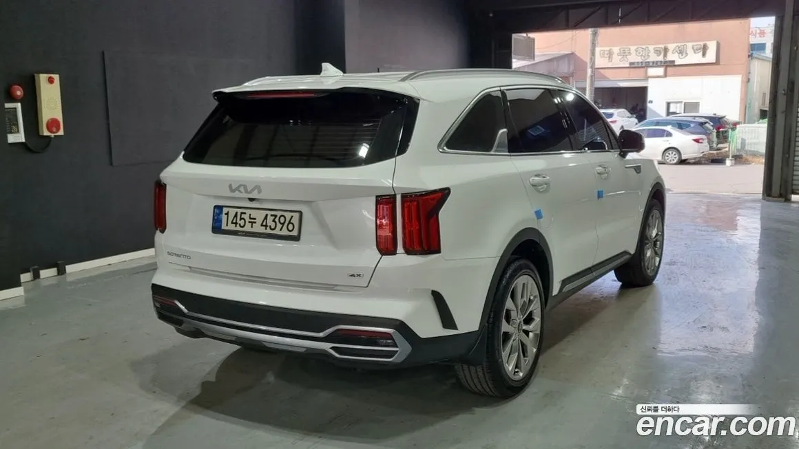 Kia Sorento — фото 9