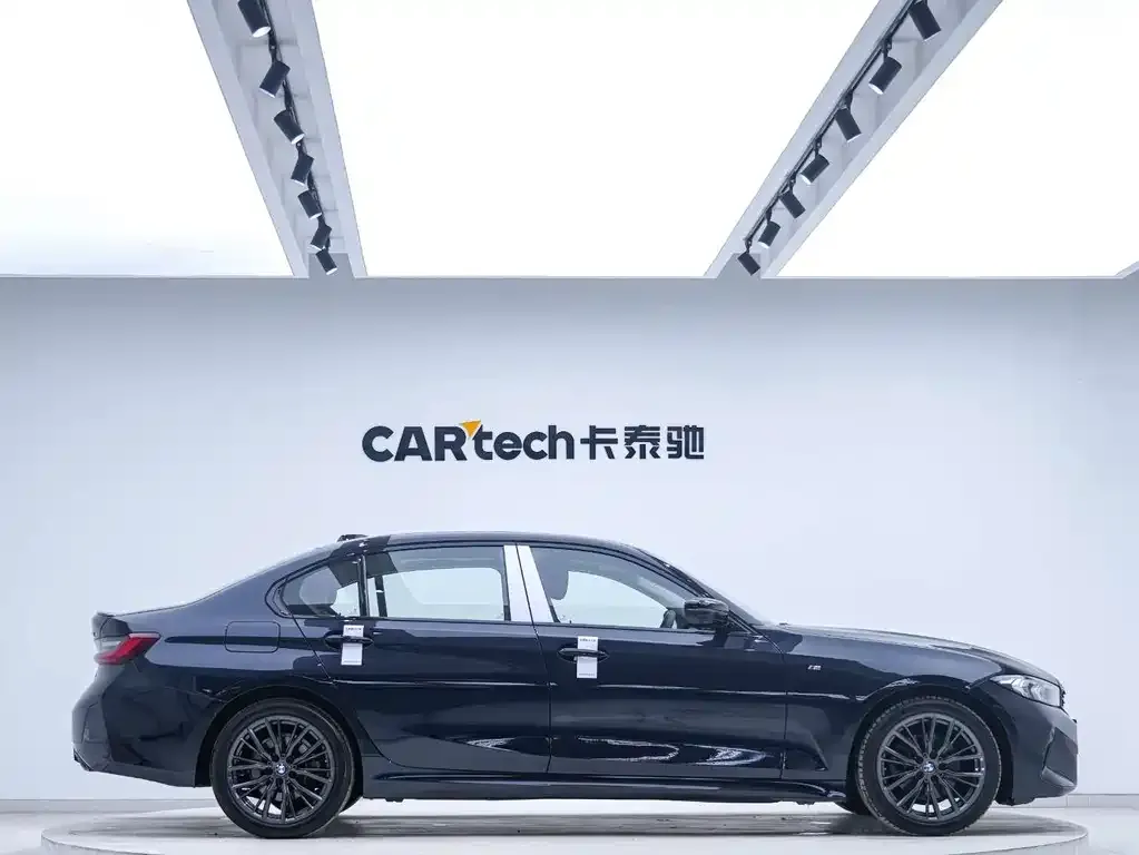 BMW 3 Series 2023 из CN, фото 10