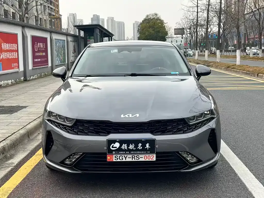 Kia K5 2022 из CN, фото 1