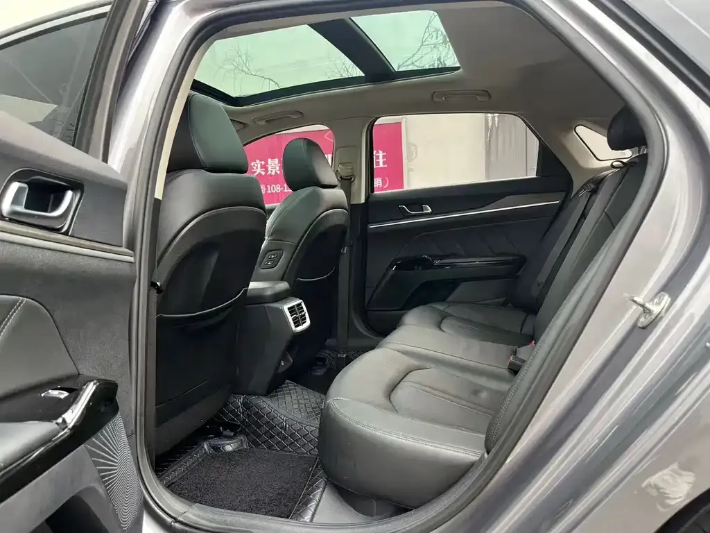 Kia K5 2022 из CN, фото 4