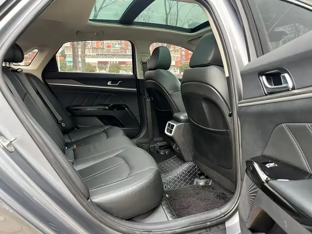 Kia K5 2022 из CN, фото 2