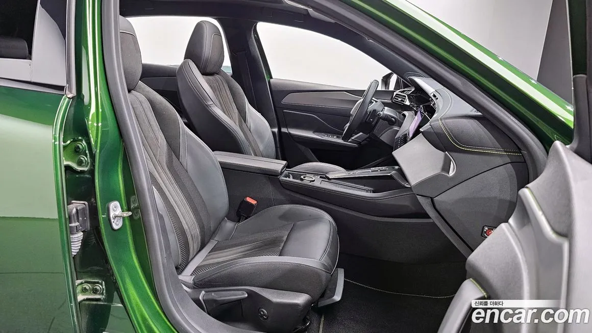 Peugeot 308 2022 из KR, фото 2