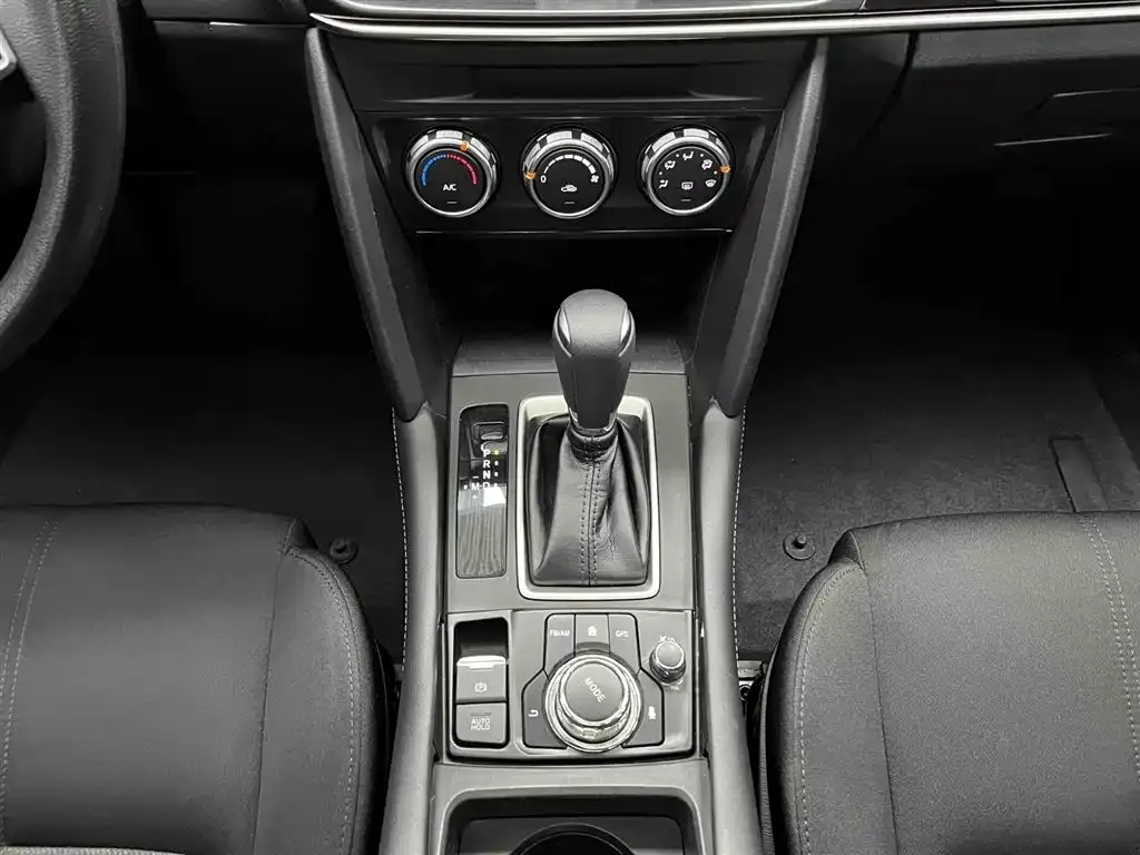 Mazda CX-4 2023 из CN, фото 4