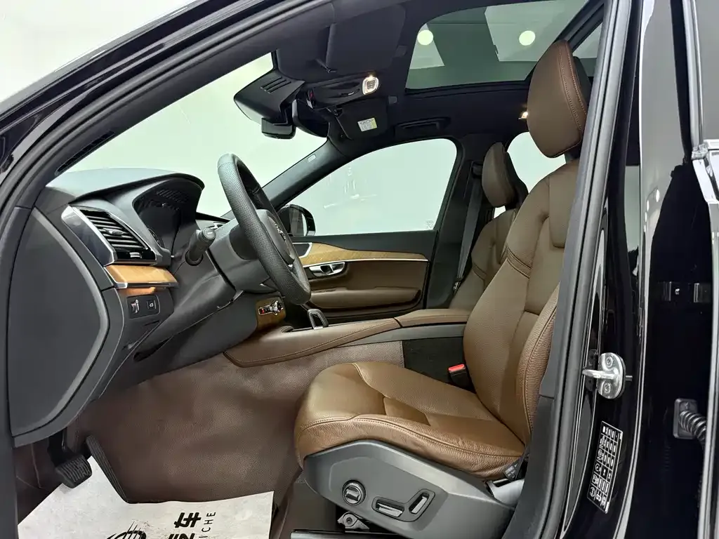 Volvo XC90 2022 из CN, фото 8