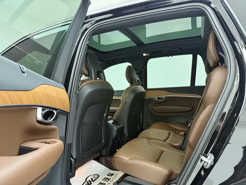 Volvo XC90 2022 из CN, фото 5