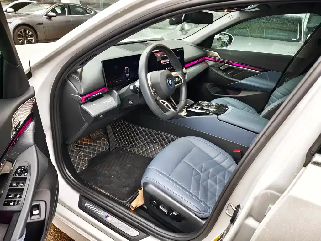BMW i5 2024 из CN, фото 3
