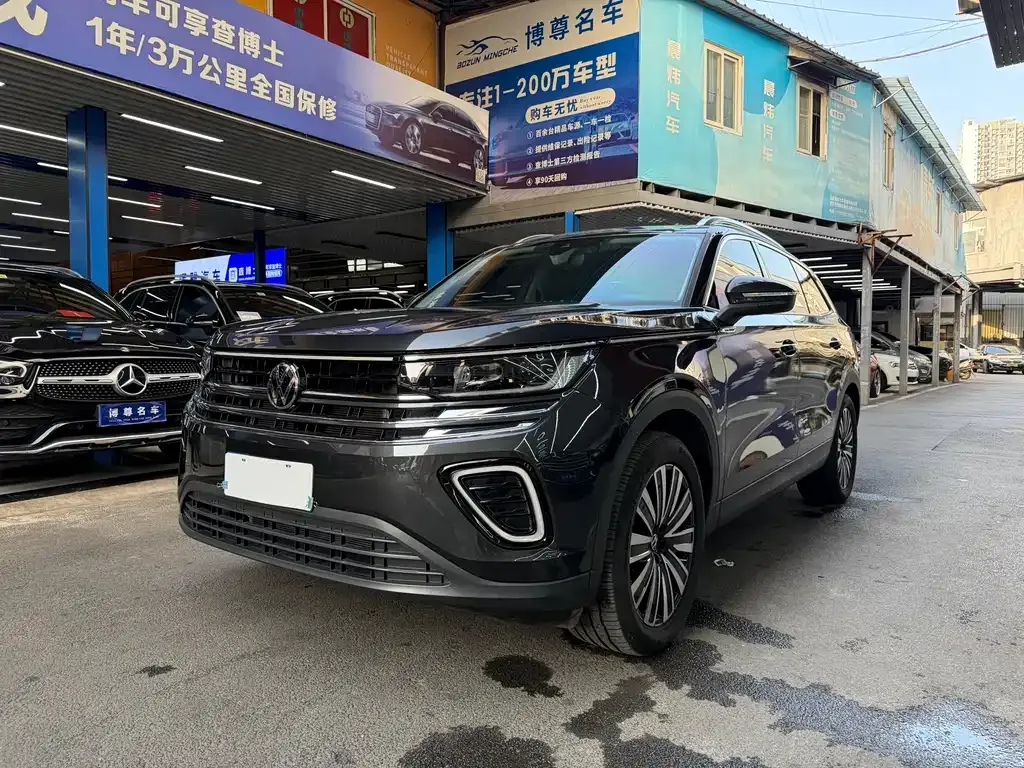 Volkswagen Tavendor 2023 из CN, фото 1