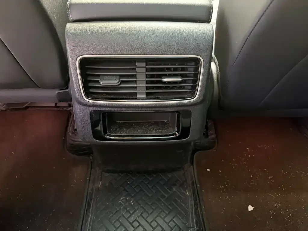 Volkswagen Tavendor 2023 из CN, фото 2
