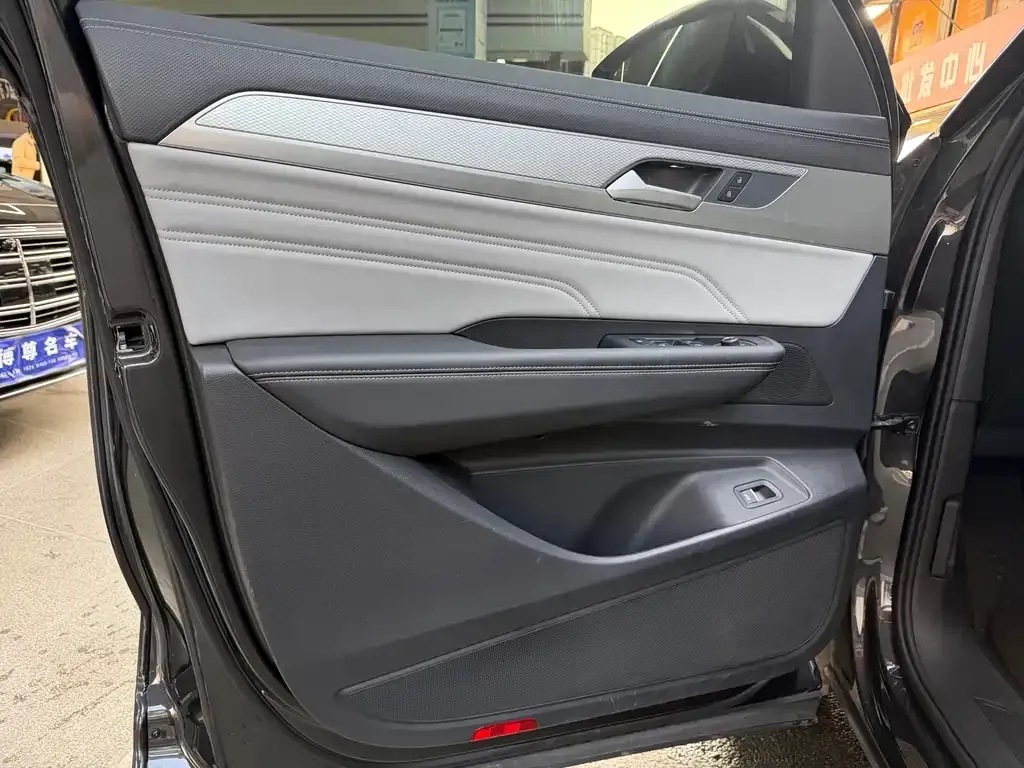 Volkswagen Tavendor 2023 из CN, фото 3