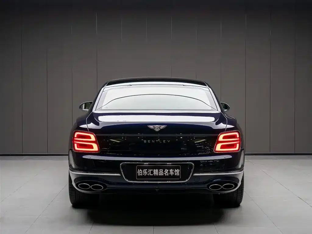 Bentley Flying Spur 2023 из CN, фото 2