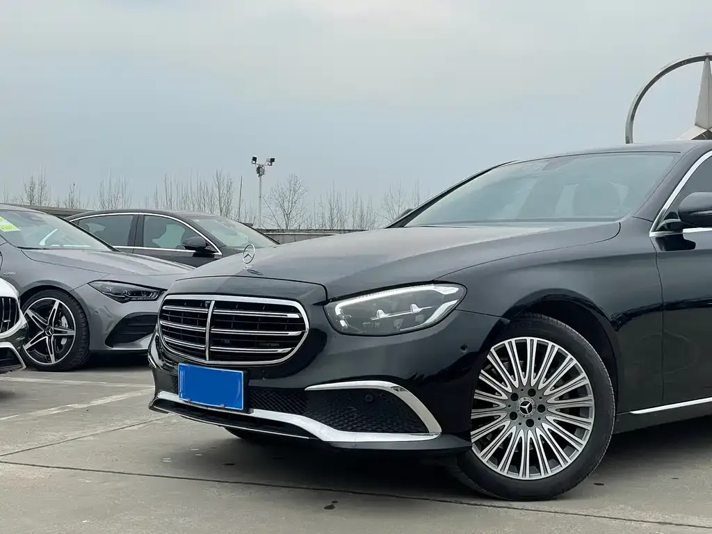 Mercedes-Benz E-Class 2023 из CN, фото 5