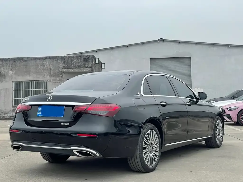 Mercedes-Benz E-Class 2023 из CN, фото 2
