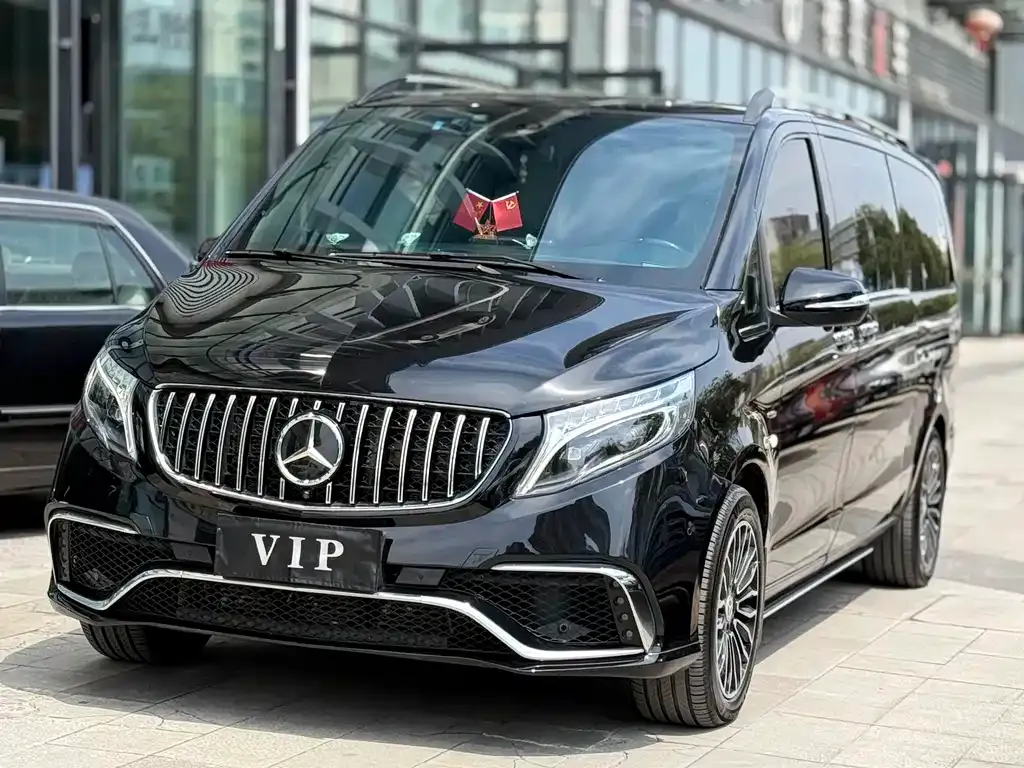 Mercedes-Benz Vito — фото 1