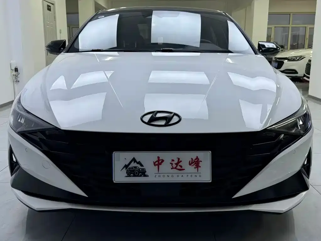 Hyundai Elantra 2022 из CN, фото 4