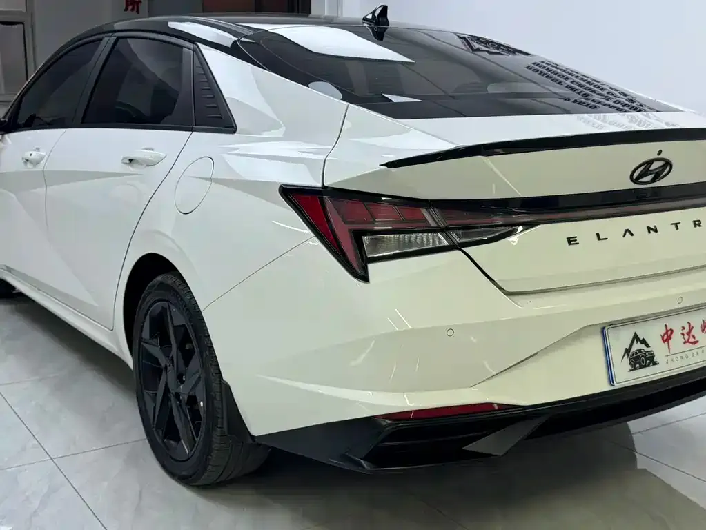Hyundai Elantra 2022 из CN, фото 3
