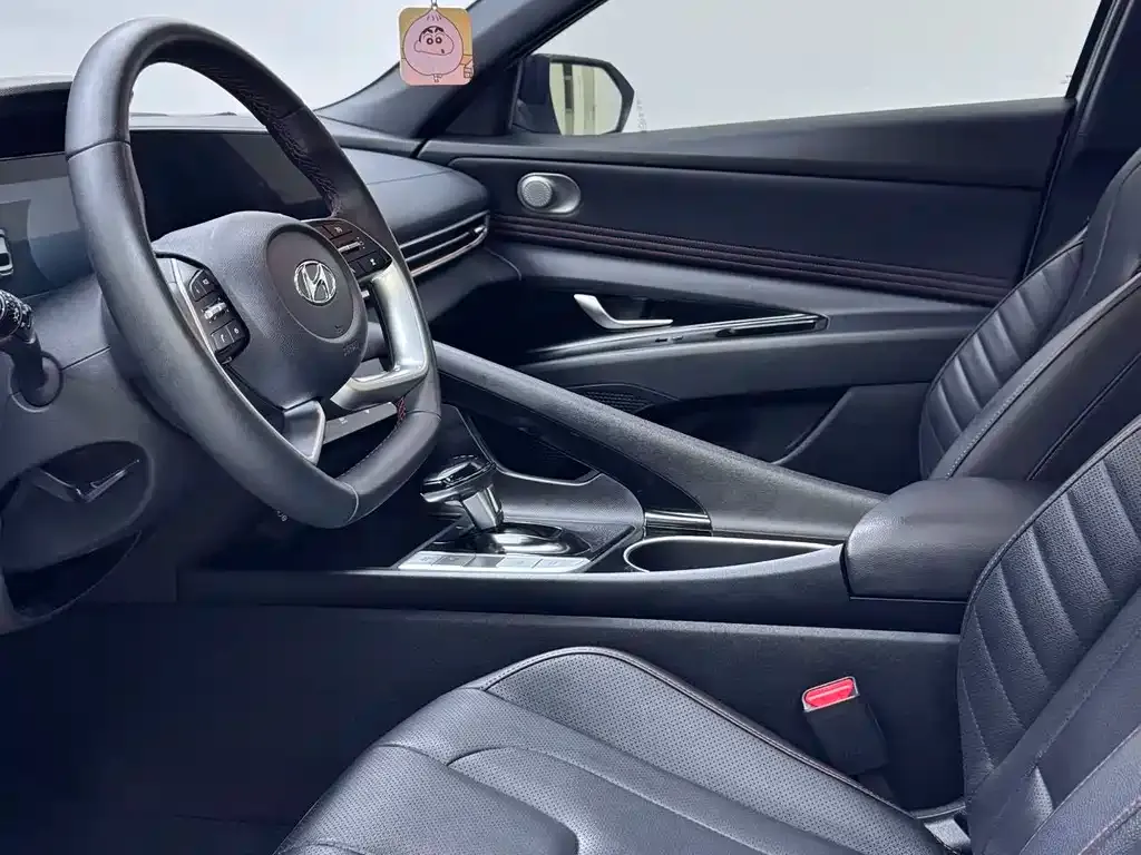 Hyundai Elantra 2022 из CN, фото 8