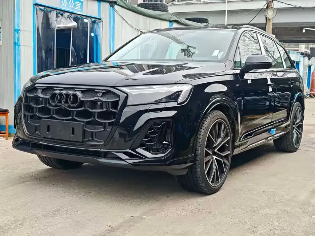 Audi Q7 2026 из CN, фото 1