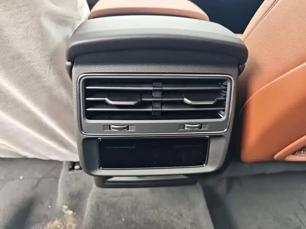 Audi Q7 2026 из CN, фото 9