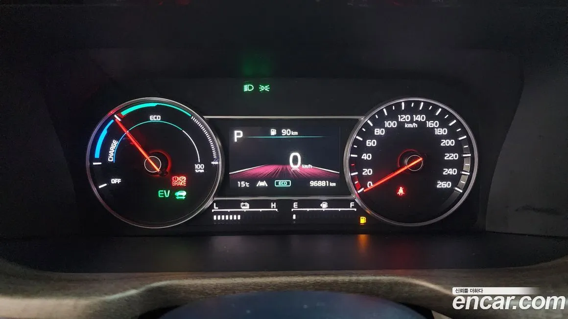 Kia Sorento — фото 4