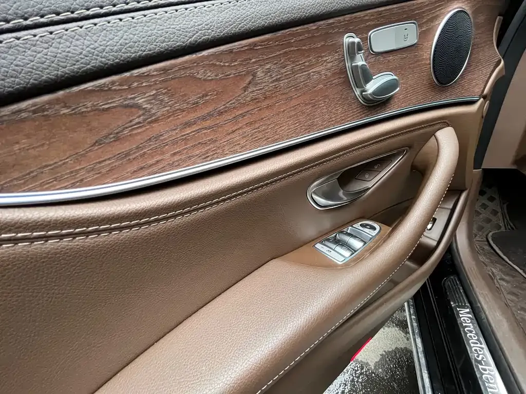 Mercedes-Benz E-Class 2022 из CN, фото 8