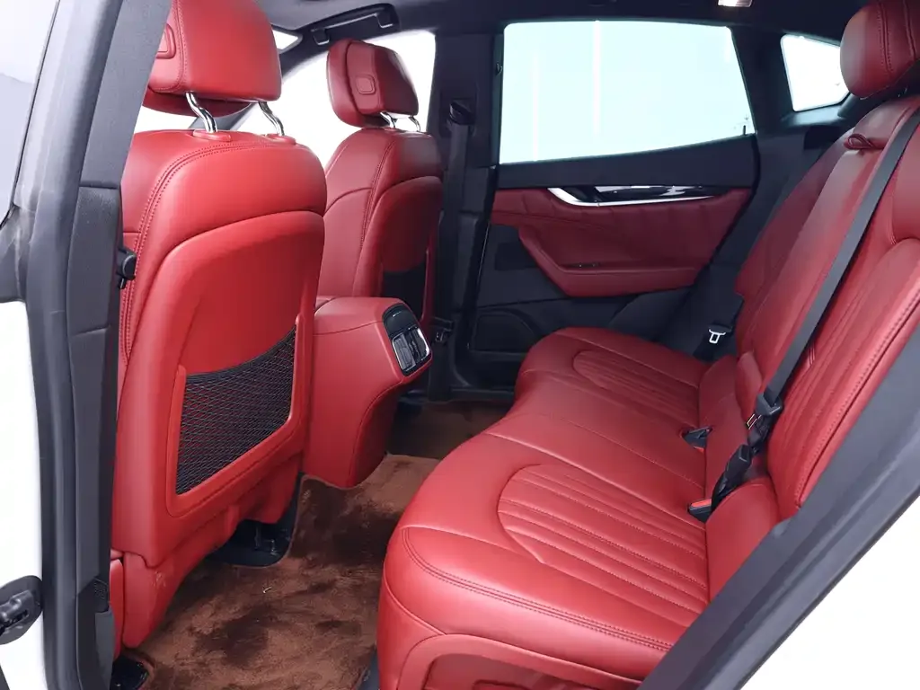 Maserati Levante 2021 из CN, фото 9