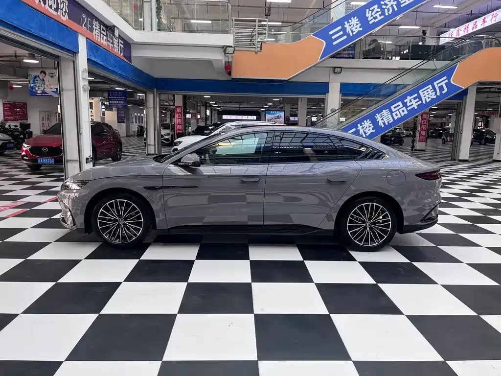 BYD Han 2025 из CN, фото 4