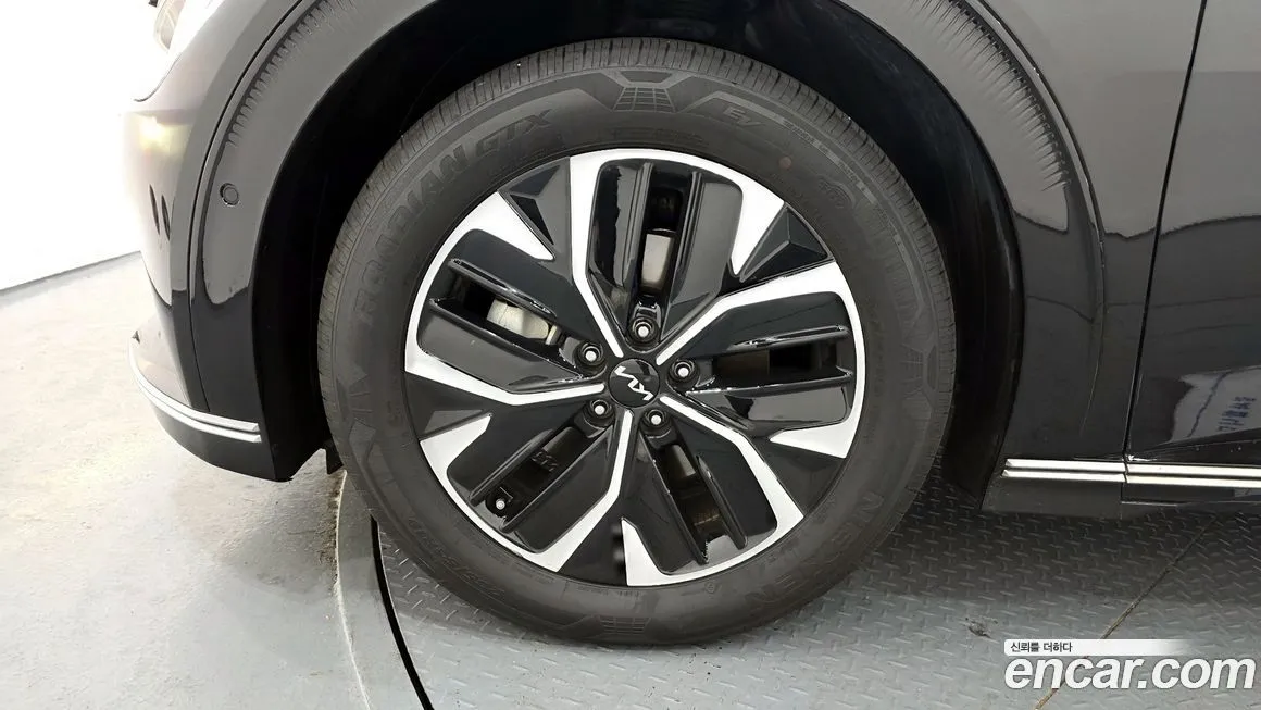Kia EV6 — фото 3