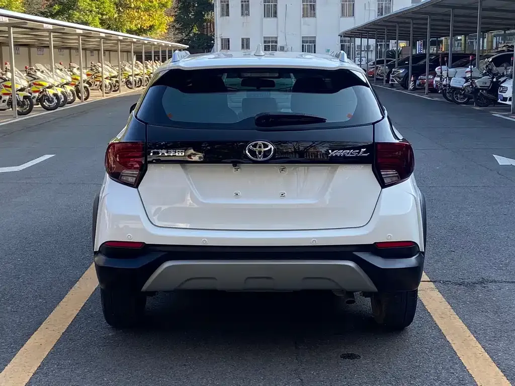 Toyota Yaris L 2023 из CN, фото 8