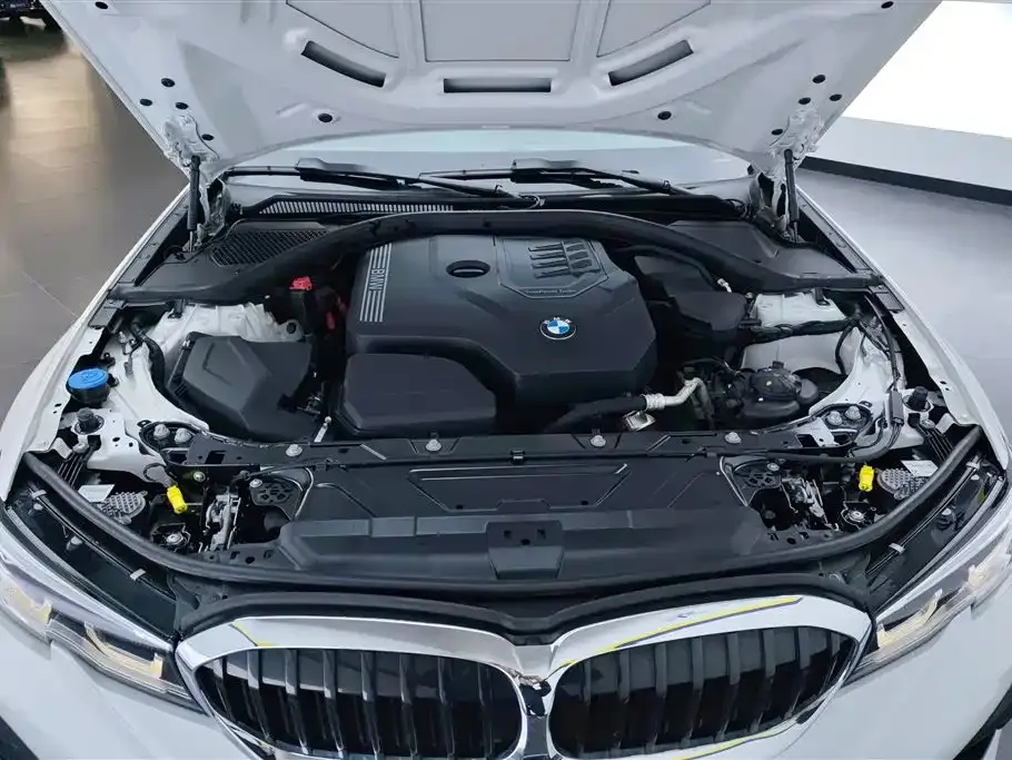 BMW 3 Series — фото 10