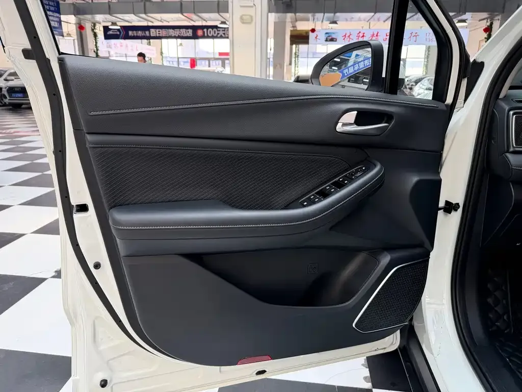 GAC Motor Trumpchi GS4 — фото 2