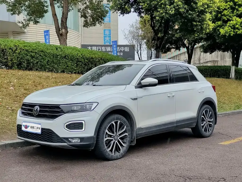 Volkswagen T-Roc 2021 из CN, фото 1