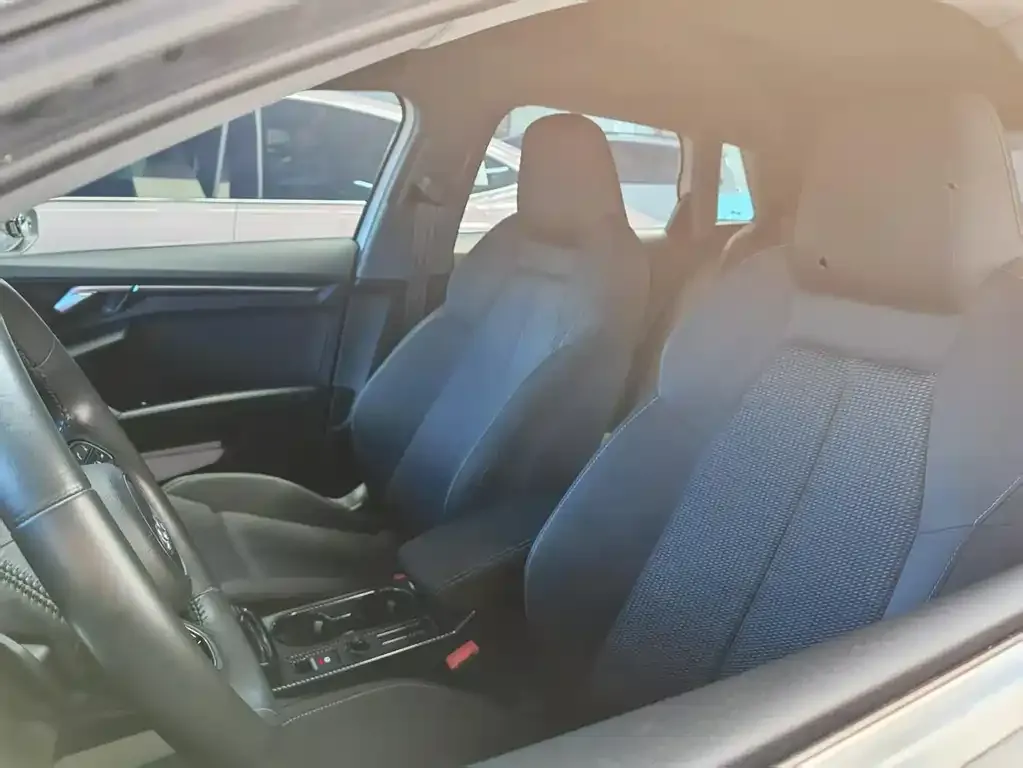 Audi A3 2021 из CN, фото 3