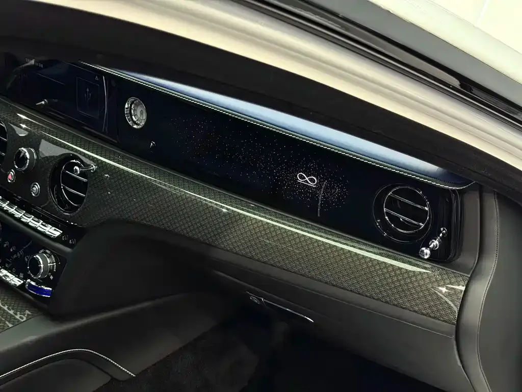 Rolls-Royce Ghost 2024 из CN, фото 8