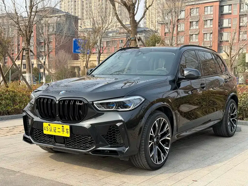 BMW X5 — фото 1