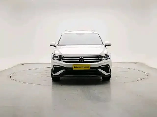 Volkswagen Tiguan L 2022 из CN, фото 6