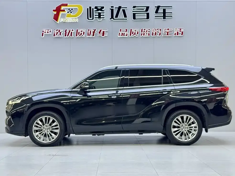 Toyota Highlander — фото 5
