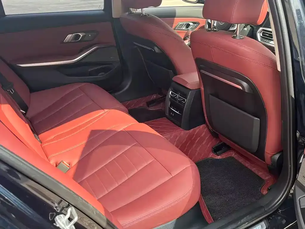 BMW 3 Series 2021 из CN, фото 3