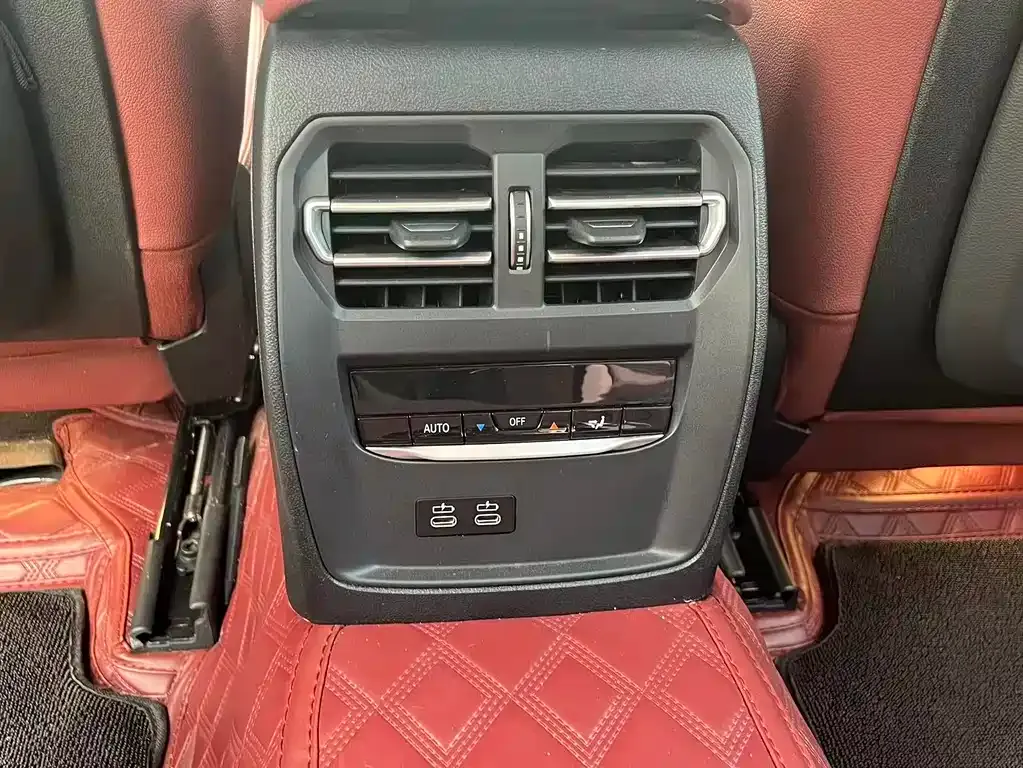 BMW 3 Series 2021 из CN, фото 7