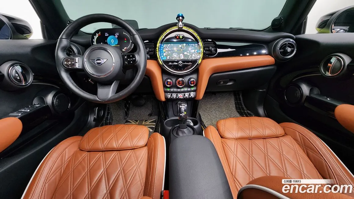Mini Cooper Convertible — фото 10