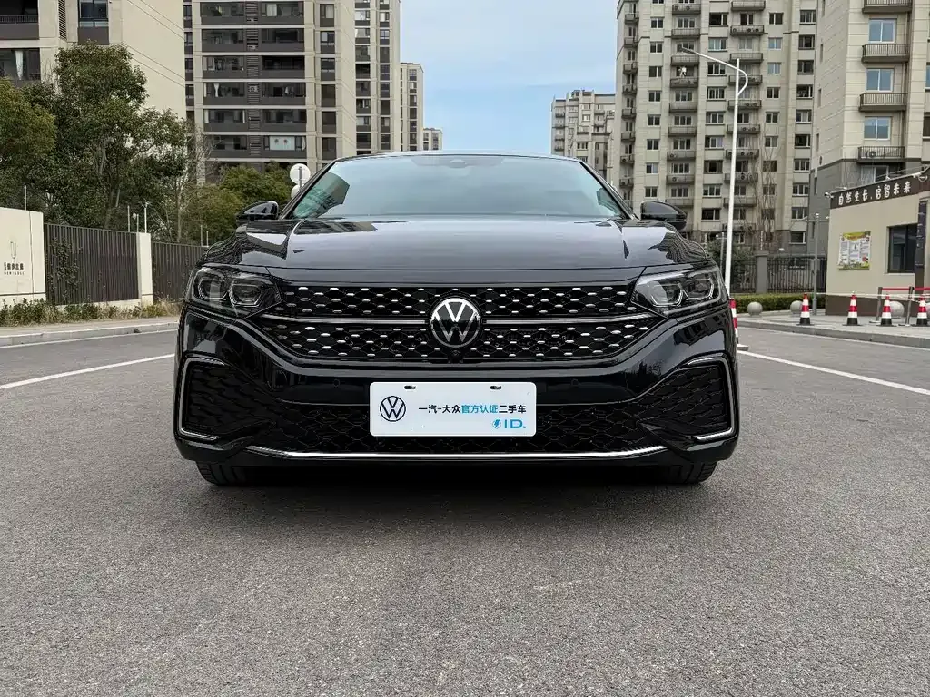 Volkswagen Passat — фото 6