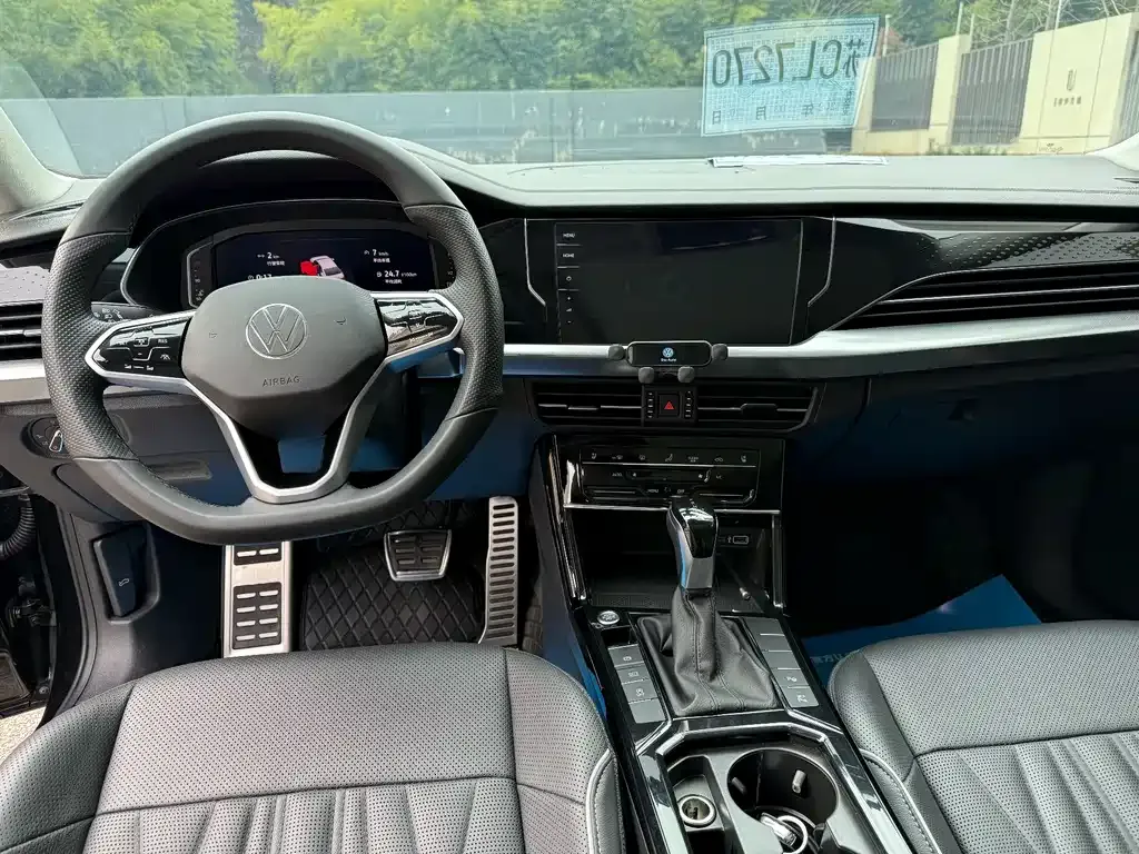Volkswagen Passat — фото 9