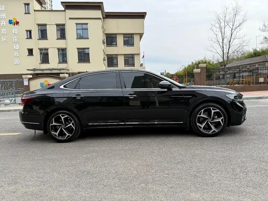 Volkswagen Passat — фото 4