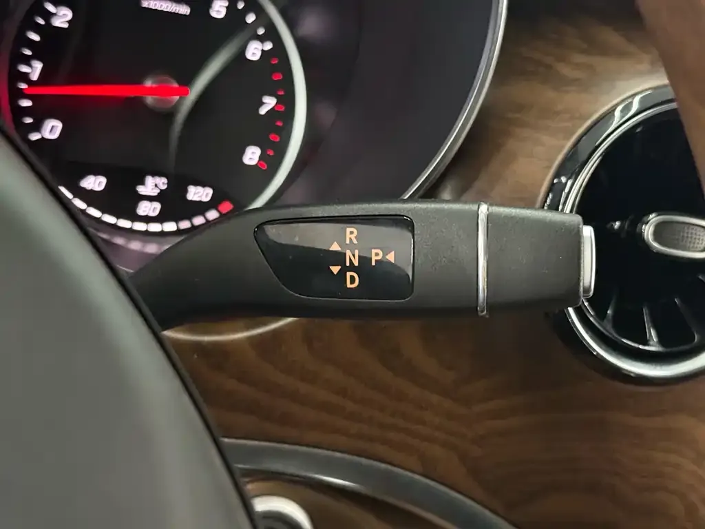 Mercedes-Benz V-Class 2021 из CN, фото 3