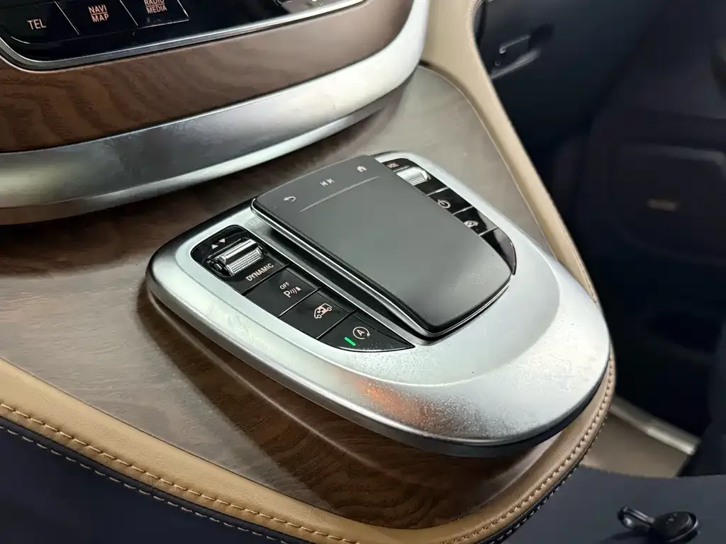 Mercedes-Benz V-Class 2021 из CN, фото 8