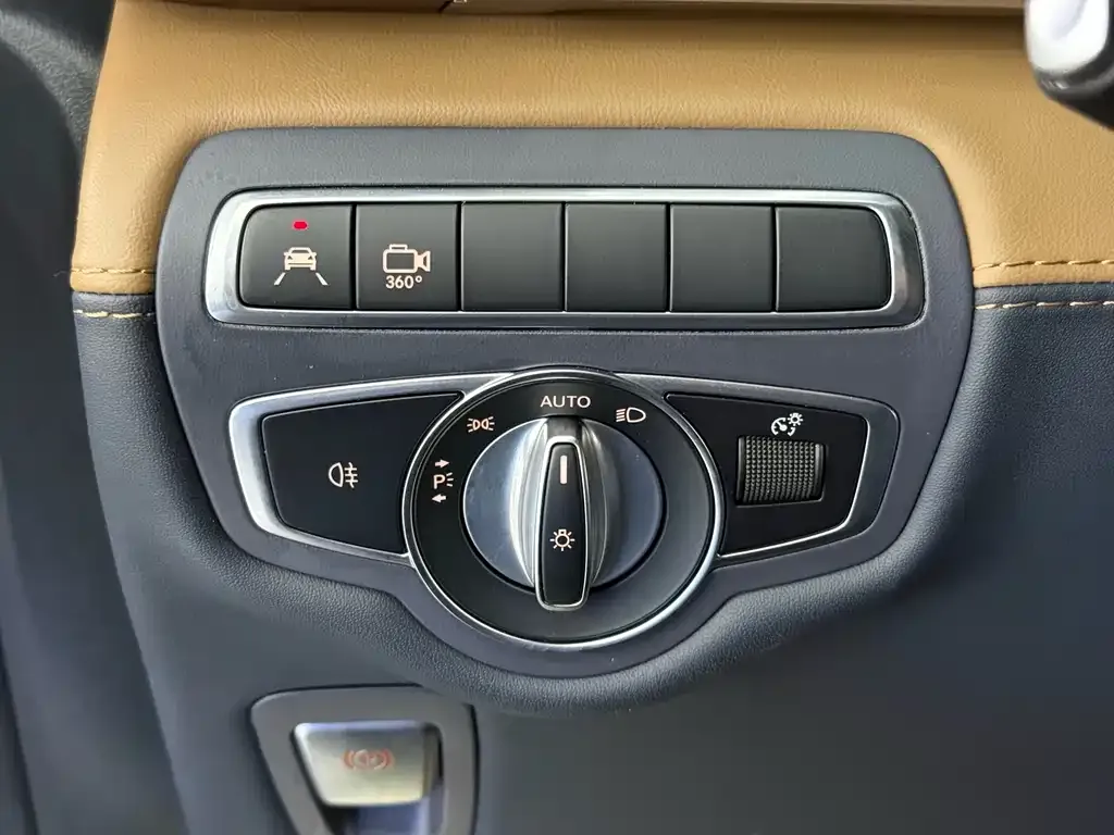 Mercedes-Benz V-Class 2021 из CN, фото 10