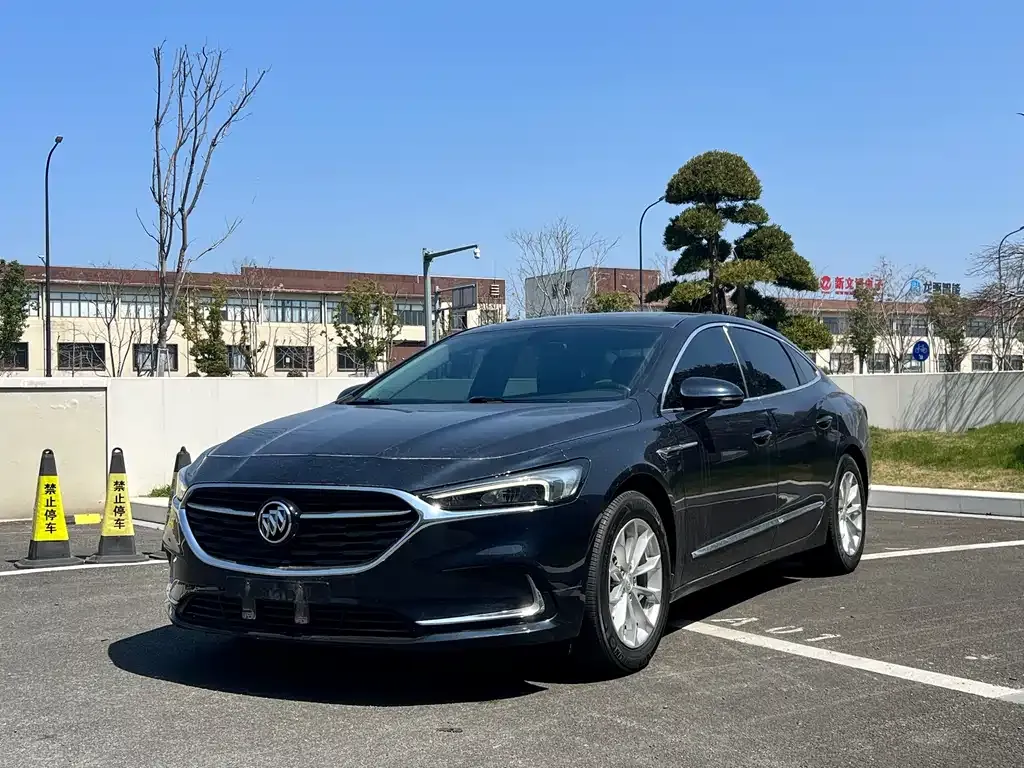 Buick LaCrosse 2022 из CN, фото 1