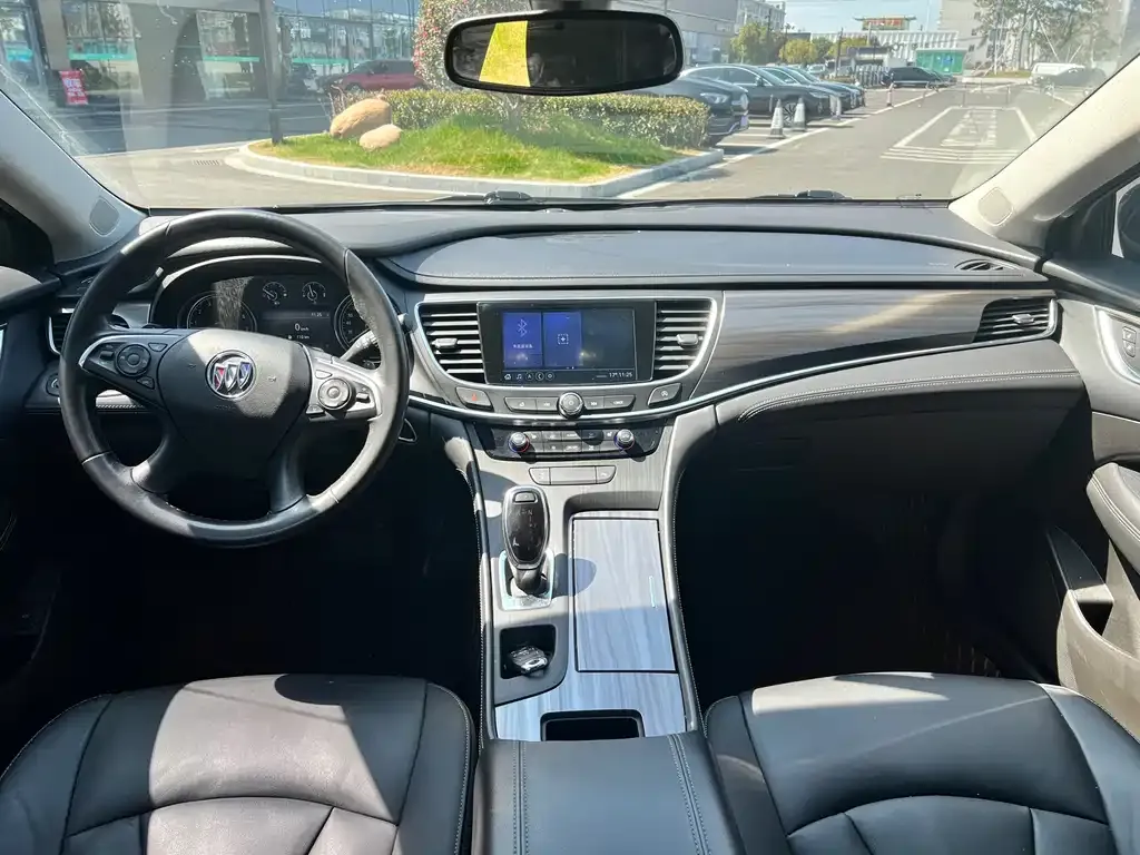 Buick LaCrosse 2022 из CN, фото 2