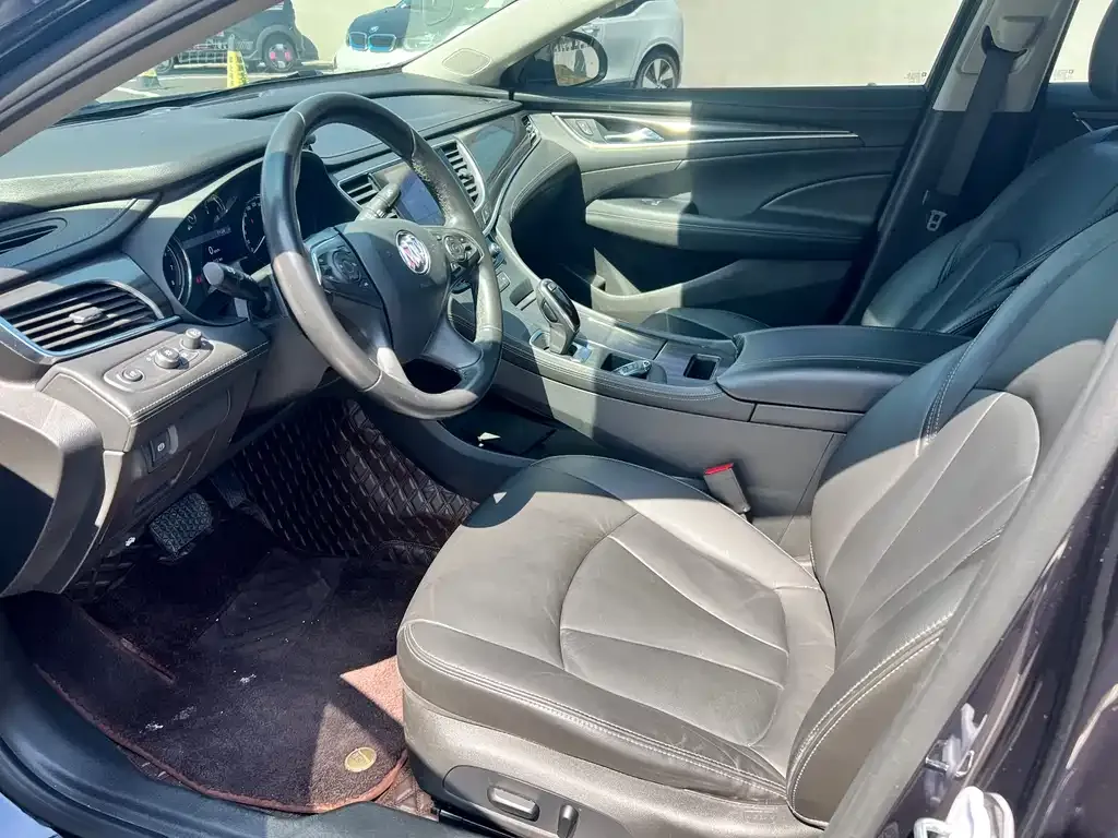 Buick LaCrosse 2022 из CN, фото 3